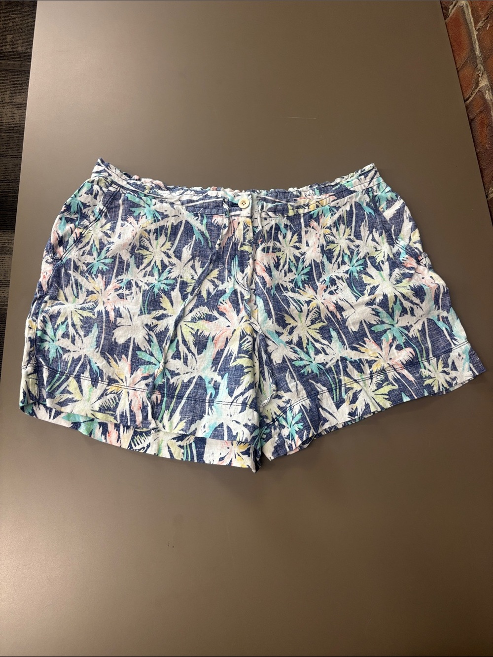 Tommy Bahama Blue Tropical Palm Print Women’s Shorts